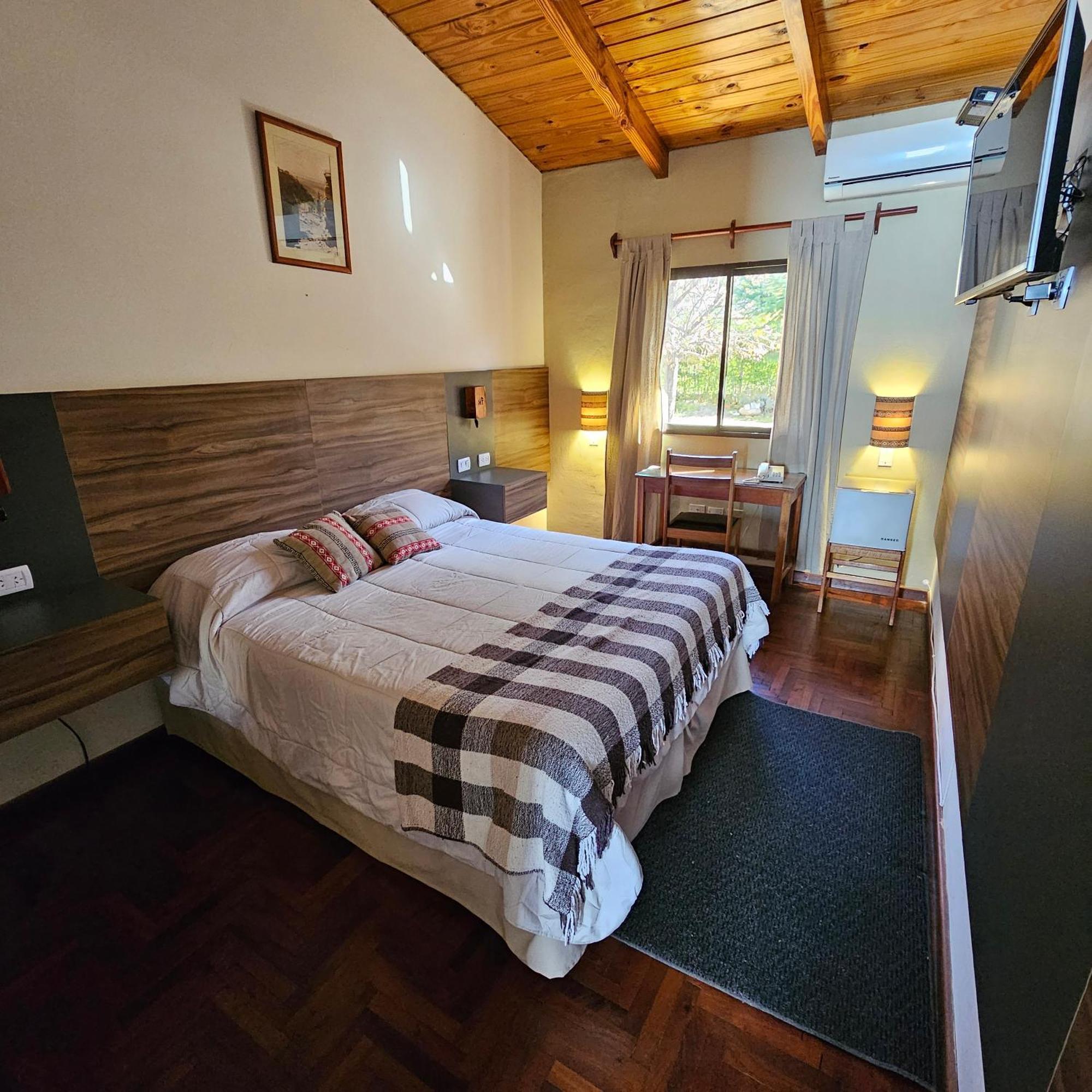 Hotel Tafi Tafí del Valle Exteriör bild